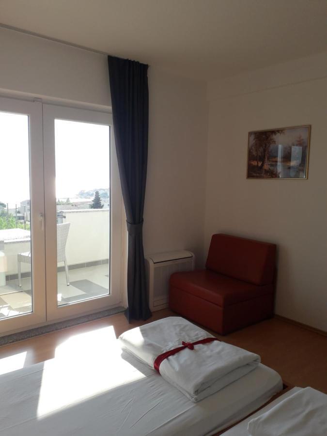 Hotel Lukas Gradac  Exteriör bild